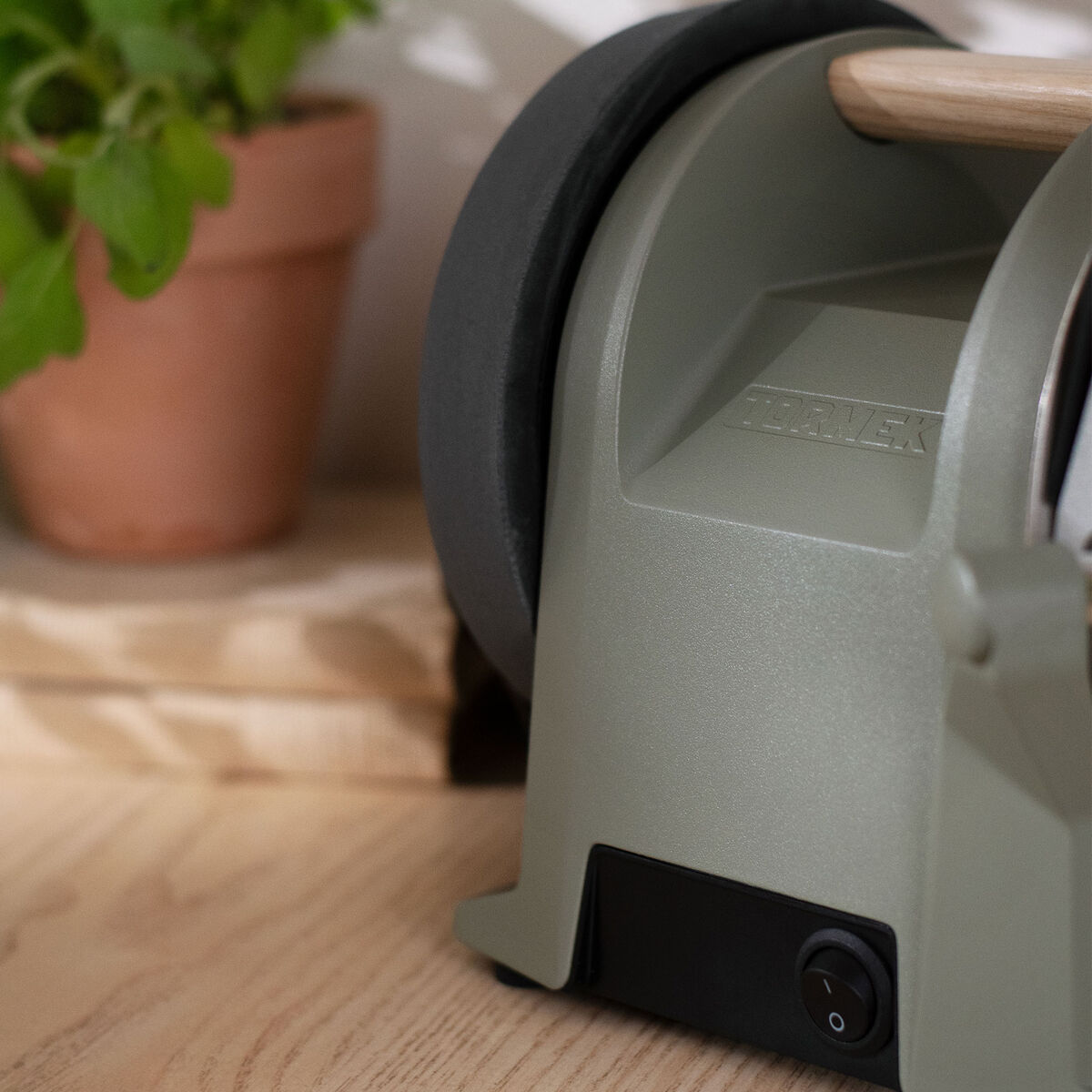 T-1 Kitchen Knife Sharpener, ash green