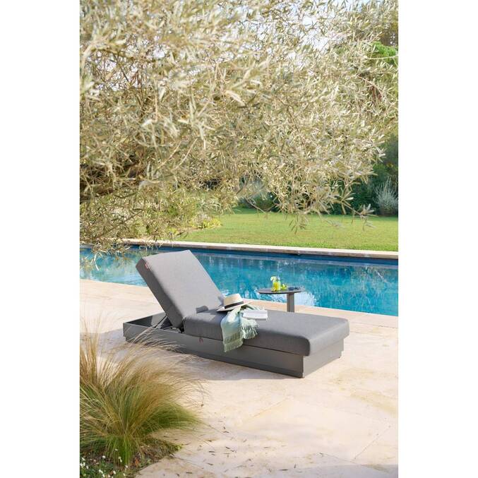 Table d'appoint de jardin ovale VENUZIA Graphite