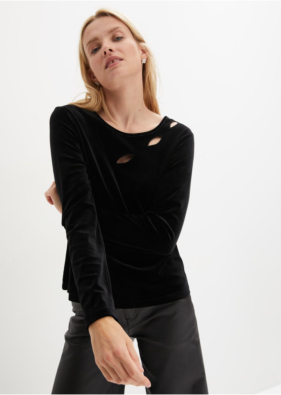 T-shirt en velours avec découpes