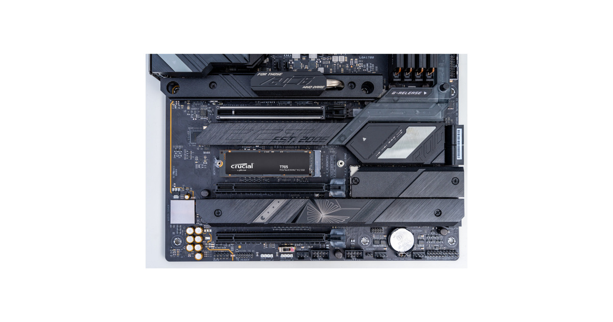 CrucialT705 4 TB SSD  (Zwart, PCIe 5.0 x4, NVMe 2.0, M.2 2280, Incl. heatsink)