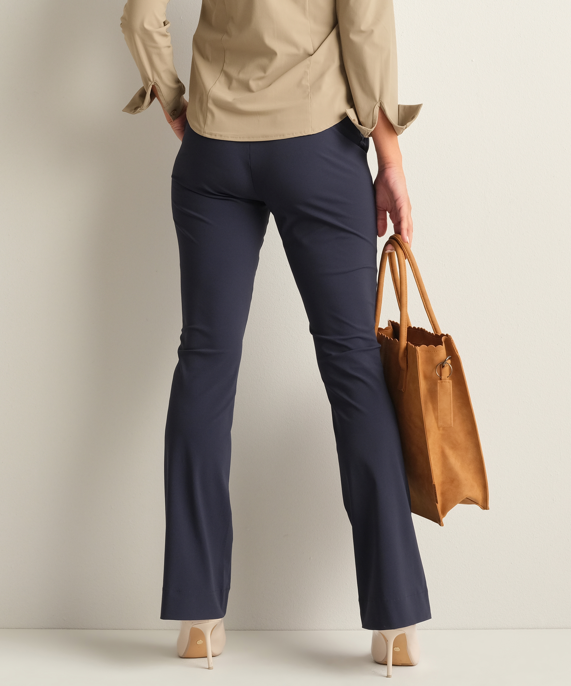 flared fit broek travelstof