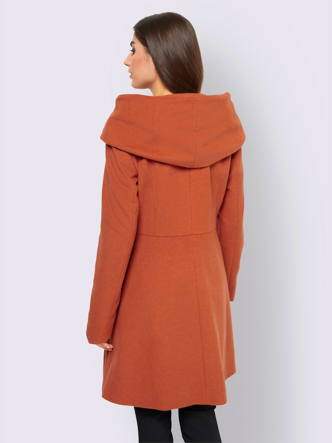 Manteau encolure tendance