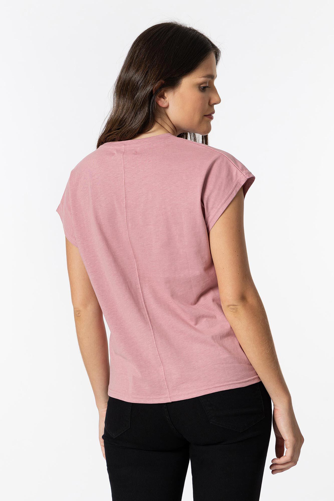 Camiseta com texto frontal