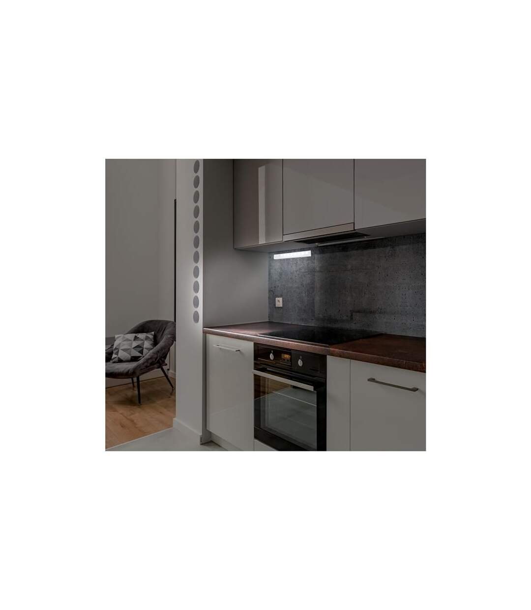 Paris Prix - Réglette à Led détecteur De Mouvement 23cm Blanc