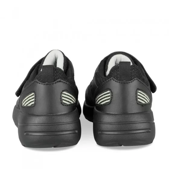 Baskets NOIR UNYK