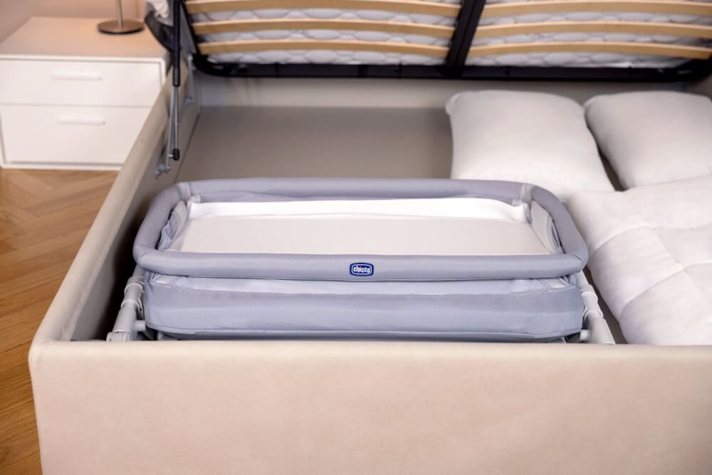 Chicco Next2Me Pop-Up mit Schnell-Schließmechanismus