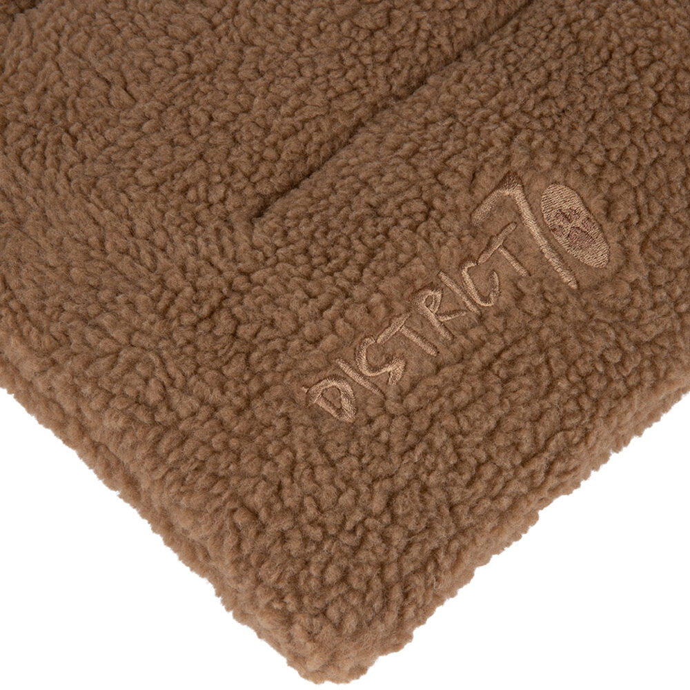 District 70 Sherpa Bench Mat