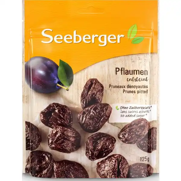Getrocknete und entsteinte Pflaumen