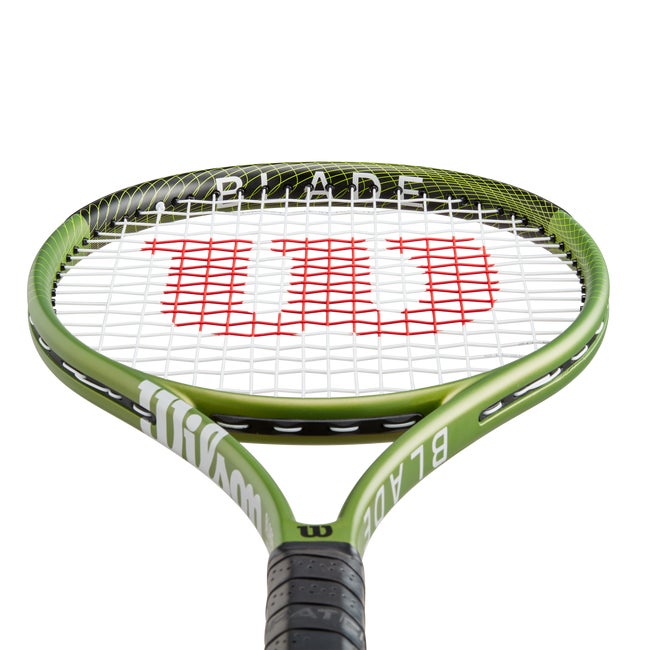 Blade Feel 100 Tennisschläger