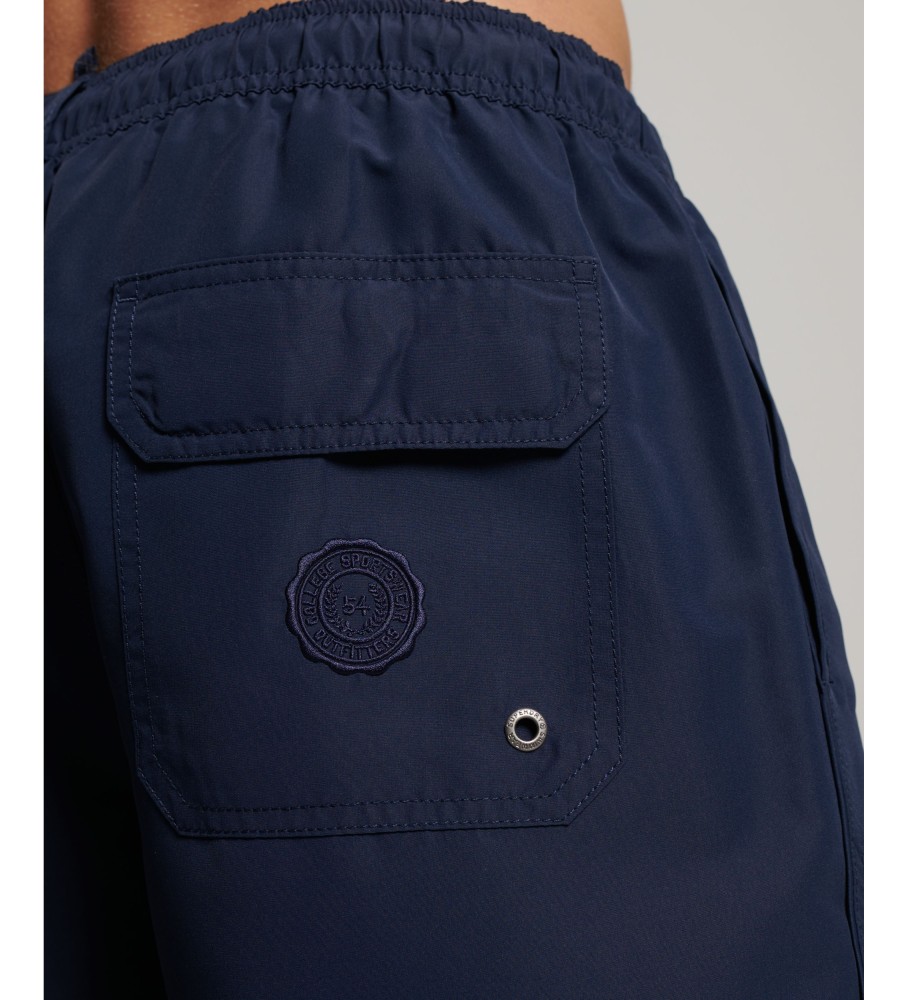 Maiô Superdry Polo feito com material marinho reciclado