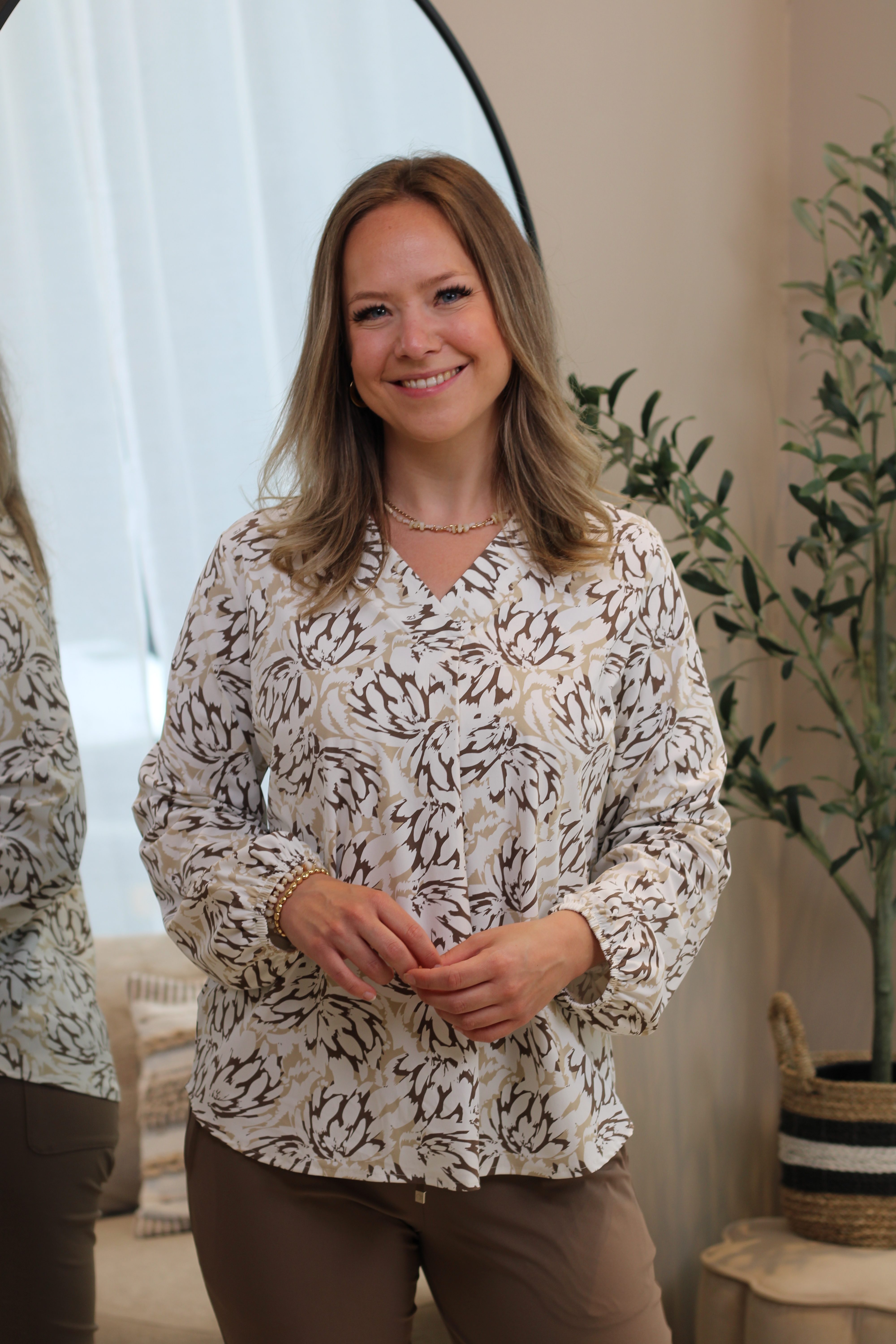 Zoso - Merel Printed Travel Blouse - Off White/Mocha