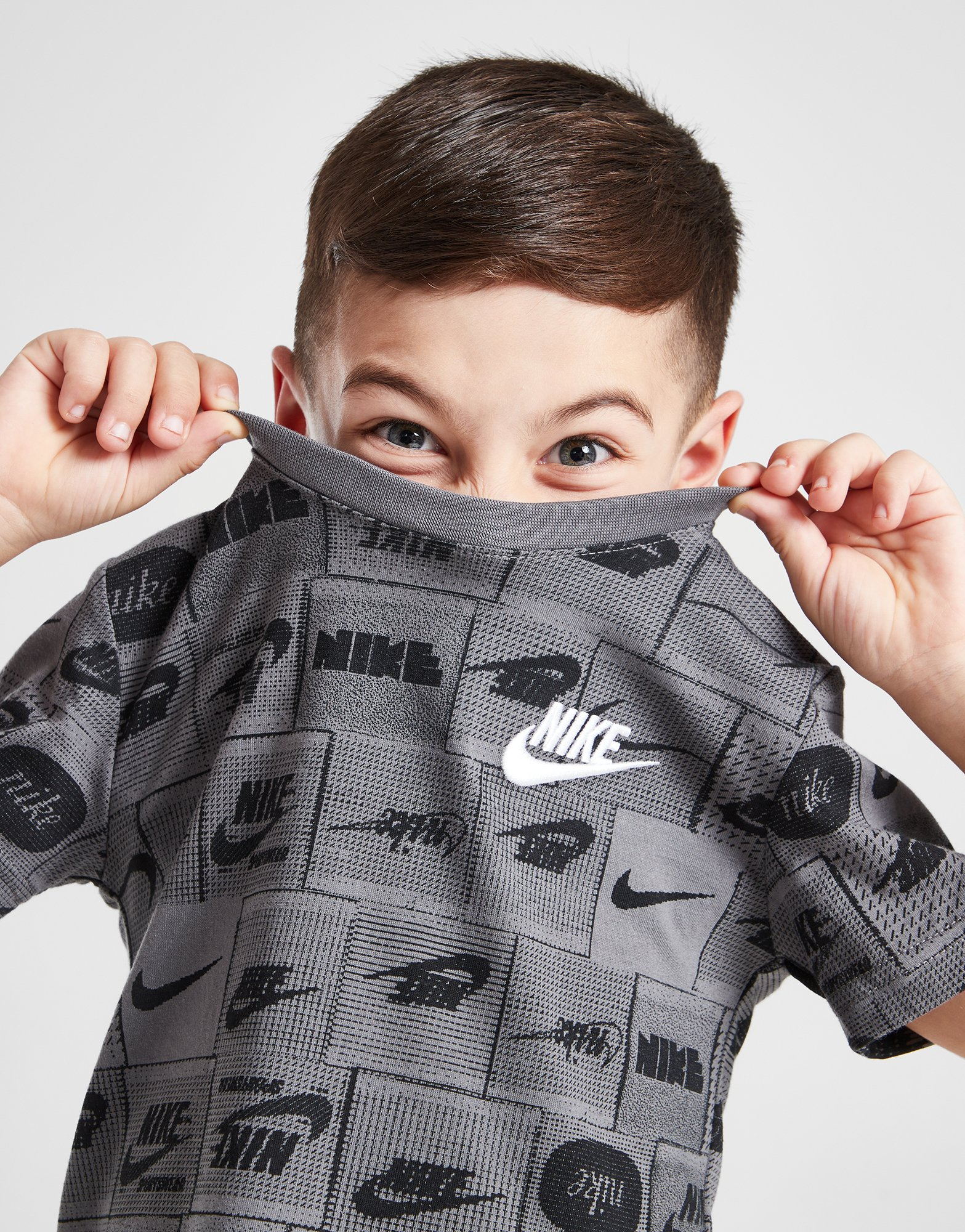 Nike Ensemble T-shirt/Short Imprimé Enfant