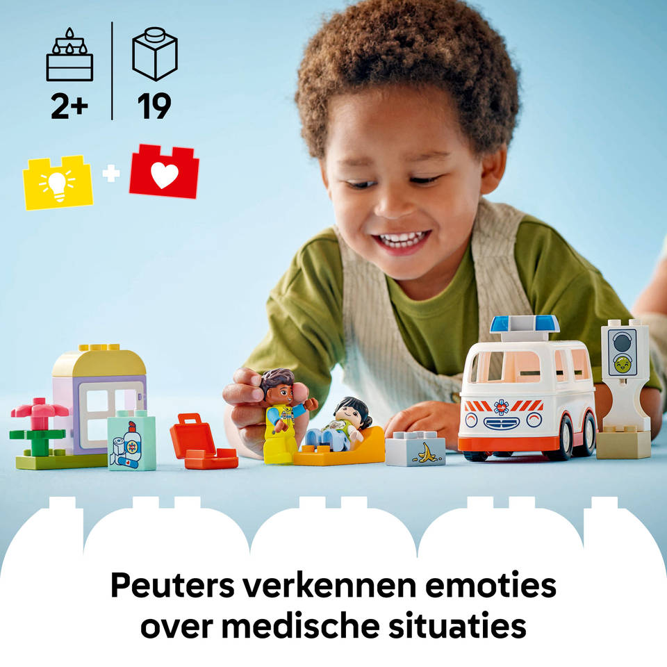 LEGO DUPLO ambulance met chauffeur 10447