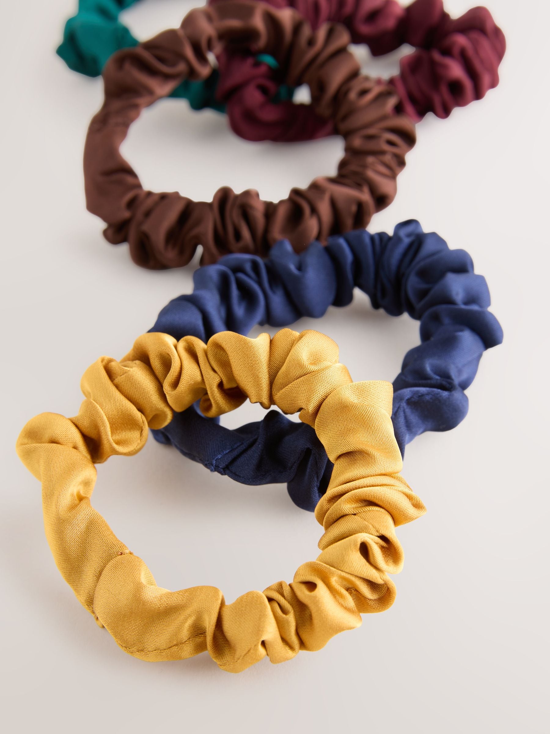 Bruin - Set van 5 scrunchies