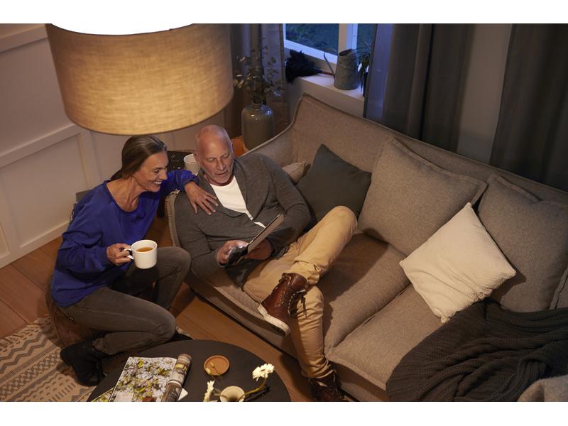 Philips Lampe LEDcla 25W E14 B35 WW FR ND Warmweiss Leuchtmittel B35 mit matter Oberfläche