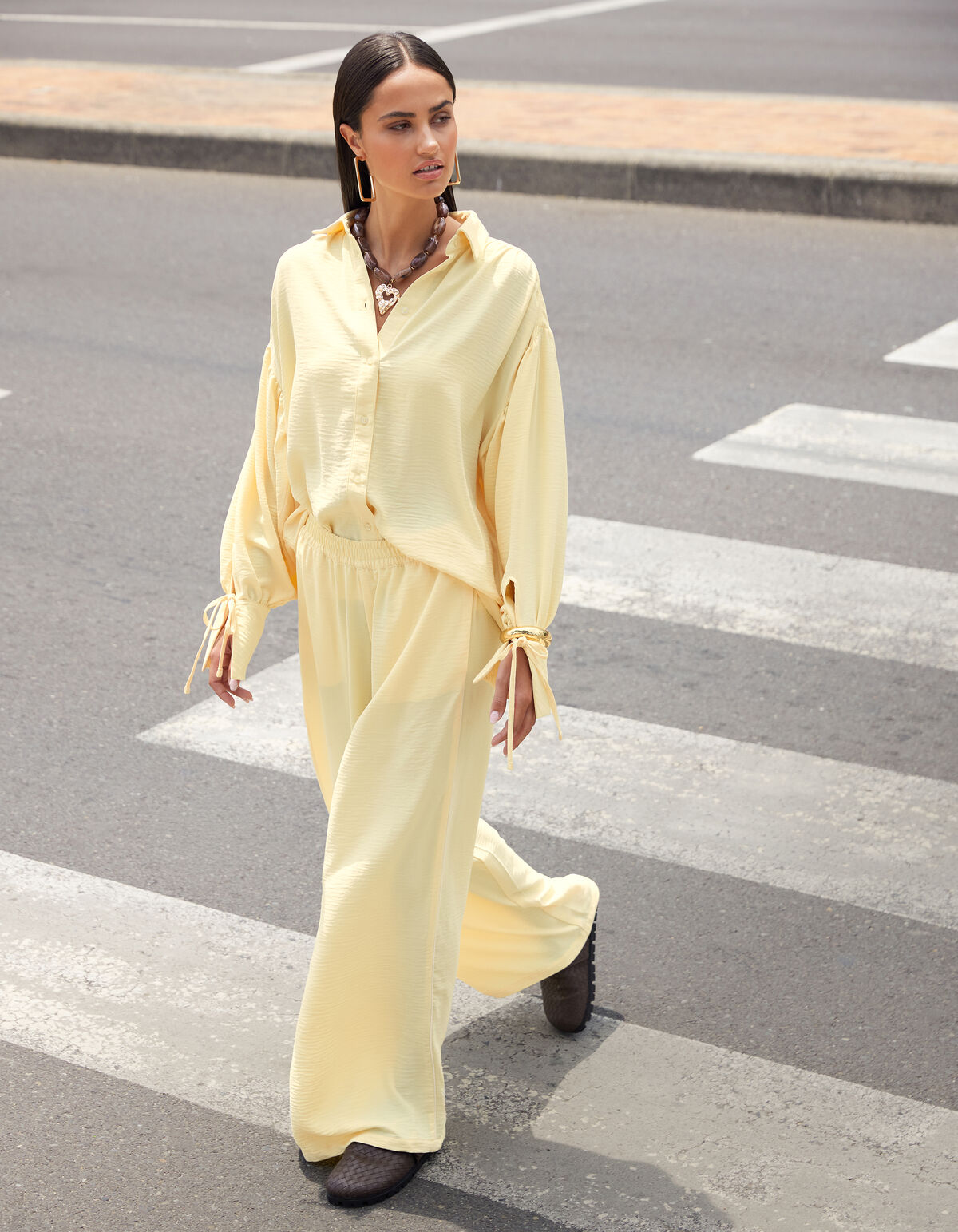 Twist Wide Leg Fit Broek Lichtgeel