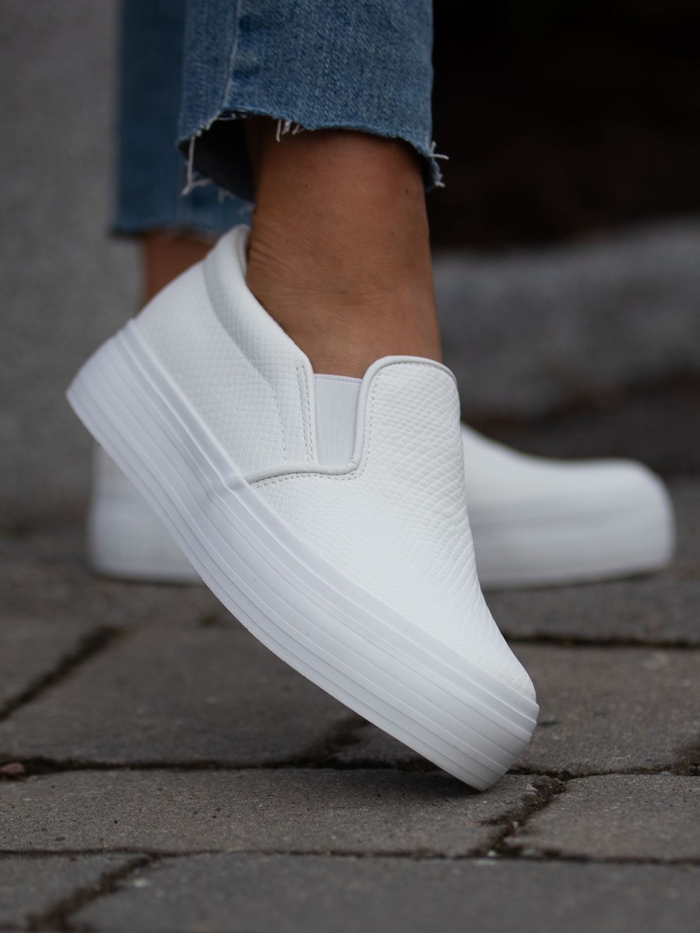 Step In