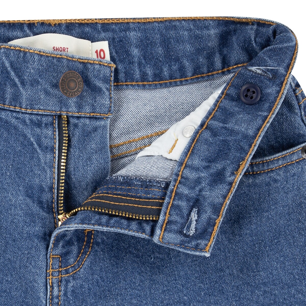 LEVI'S INFANTIL<br>Shorts largos