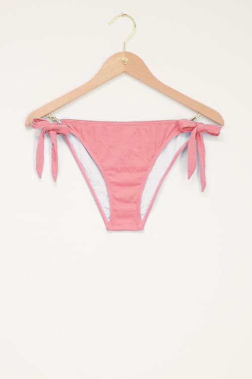 Lichtroze bikini broekje met V-shape & rib
