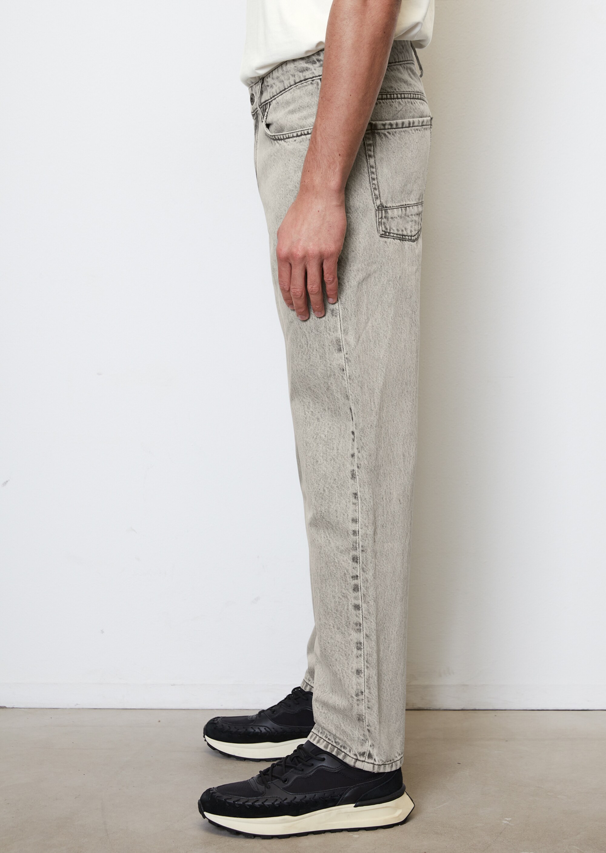 Jeans Modell OSBY tapered aus leichtem Authentic-Rigid-Denim