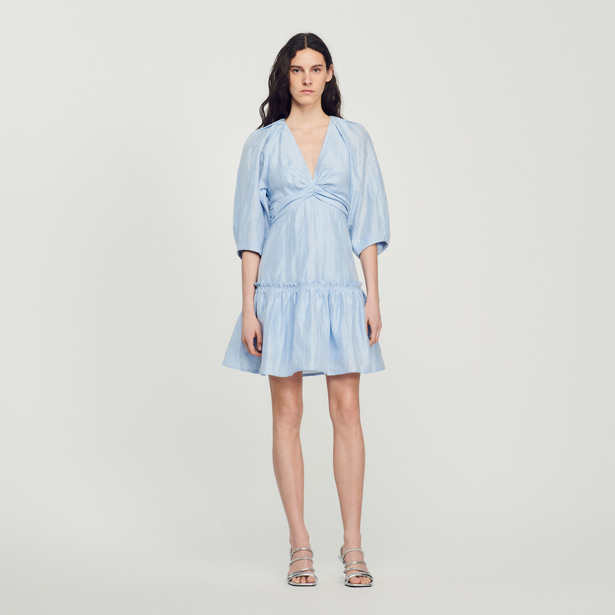 Robe courte froncee