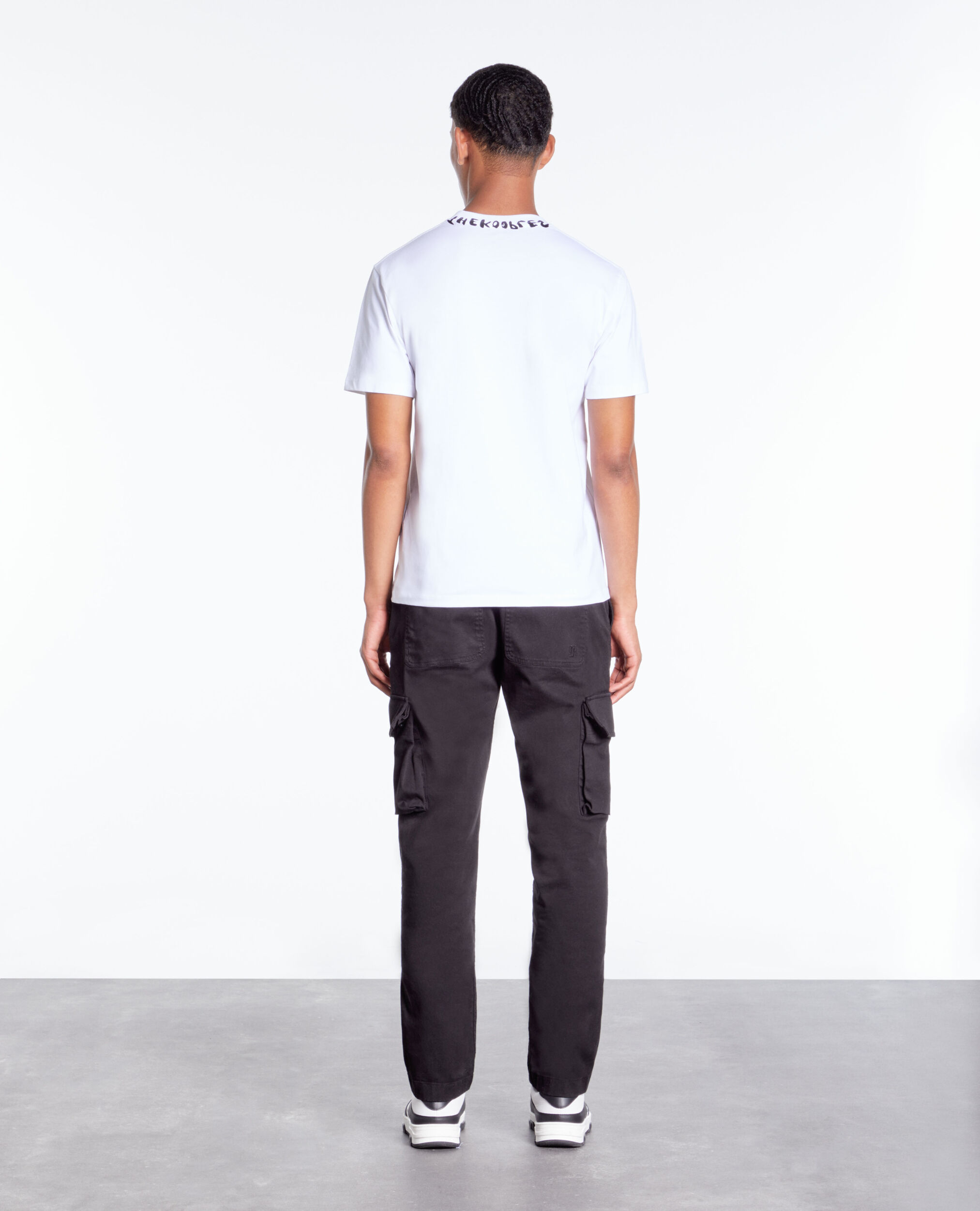 T-shirt blanc avec logo