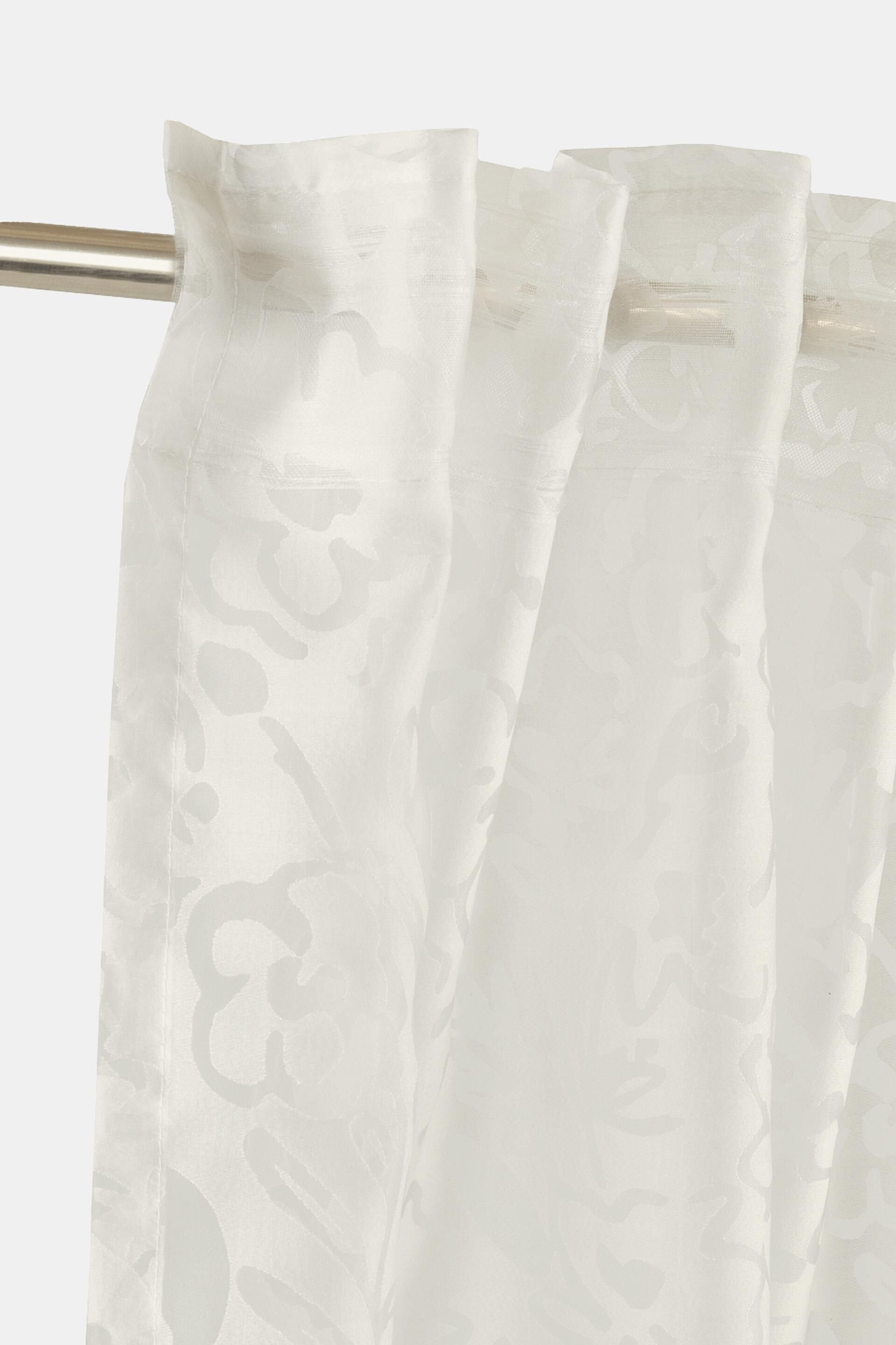 Curtains & Rollos