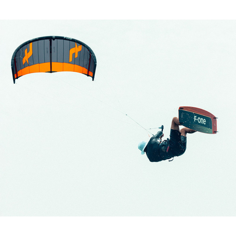 AILE DE KITESURF F-ONE BANDIT XVI FLAME/MINT