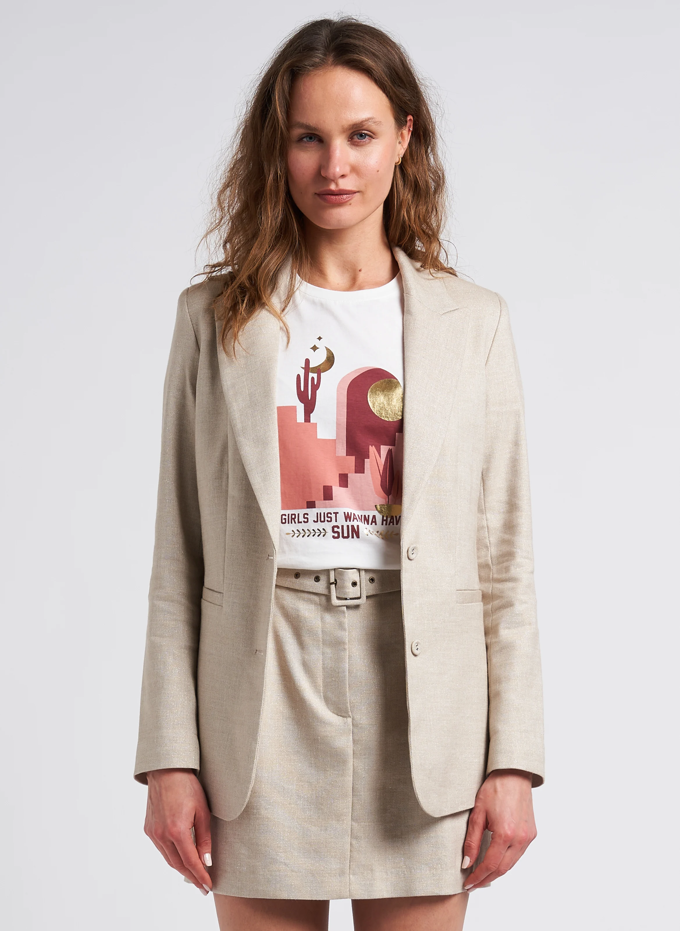 Veste ajustée col tailleur métallisée| Beige