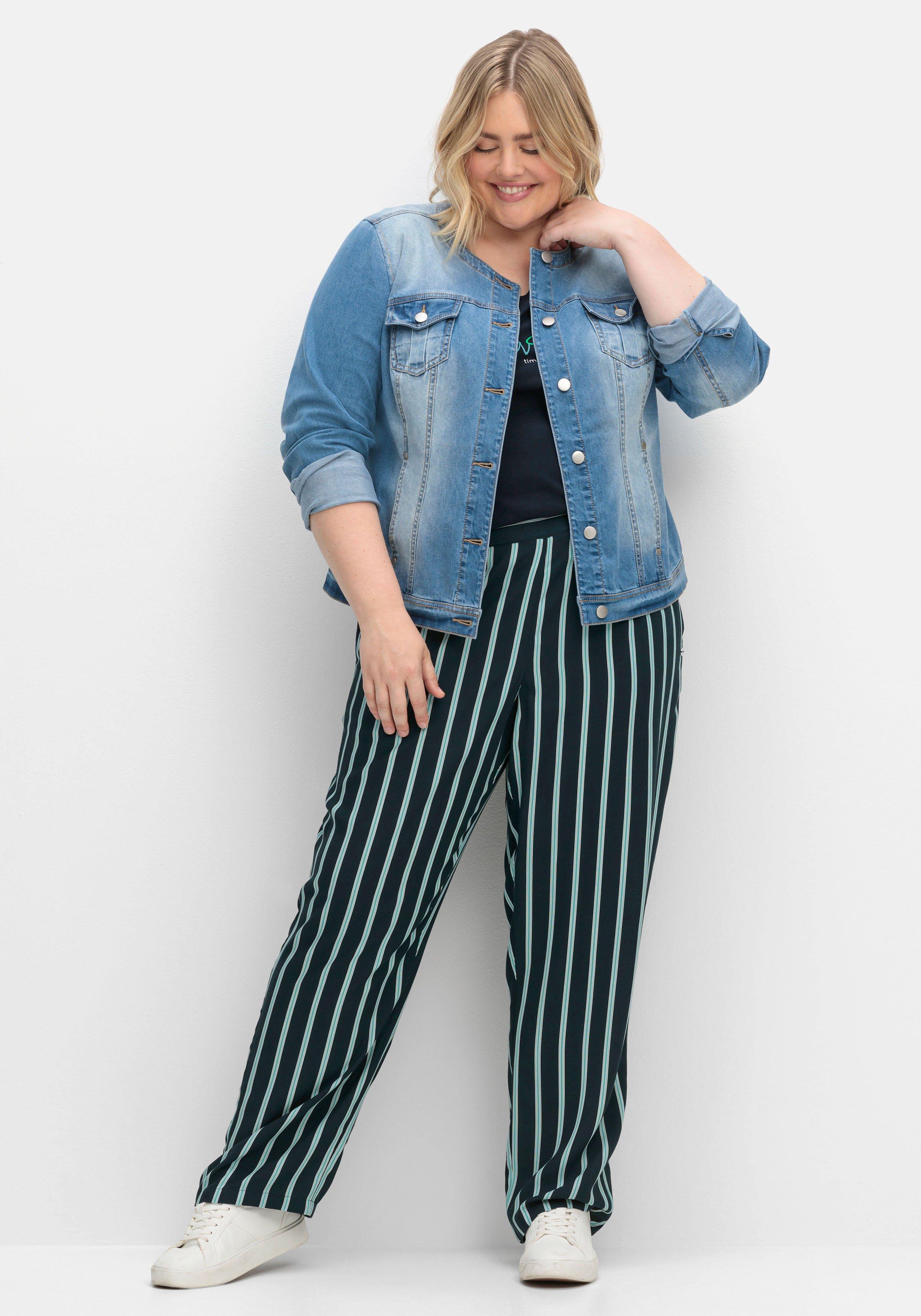 Jeansjacke in kragenloser Form, mit Waschung