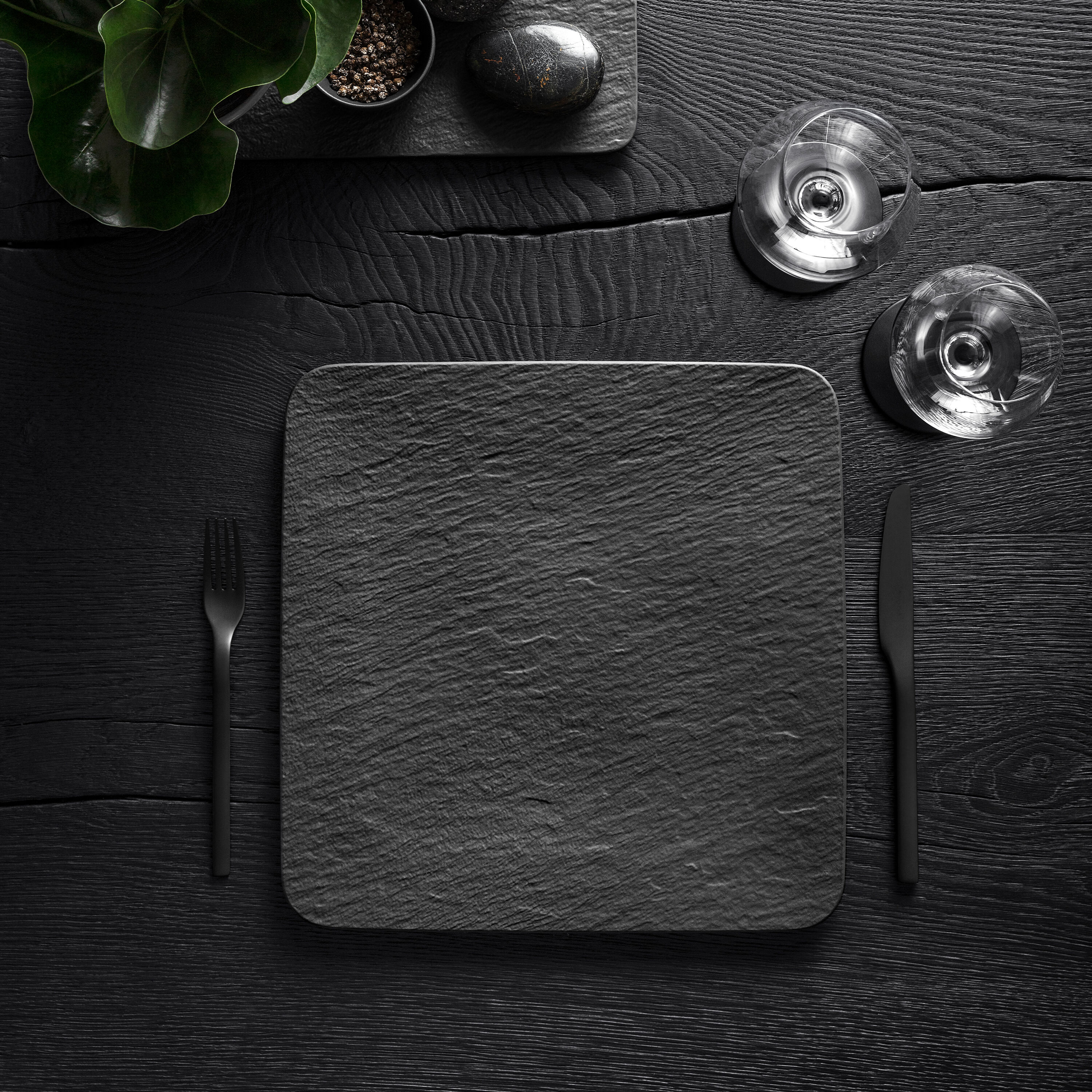Manufacture Buffet plate Black, 12.7'' x 12.7'', Premium Porcelain