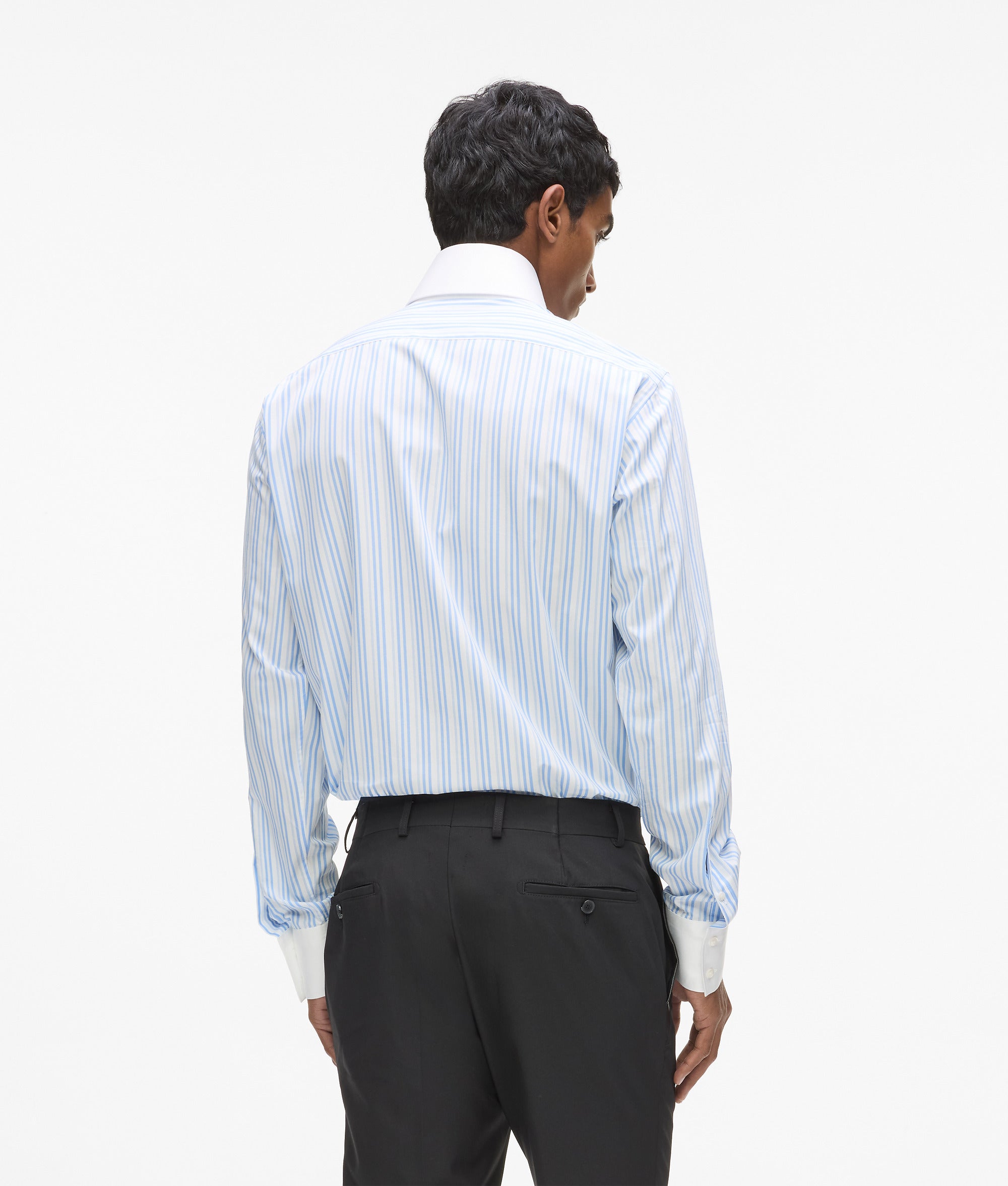 Gestreept shirt met contrasterende kraag