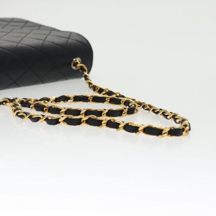 Chanel Vintage Chanel Flap Bag Black