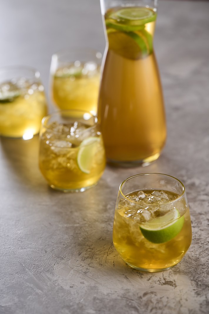 Angelica karaffel og vannglass Klart glass, 1 liter karaffel med 4stk vannglass.
