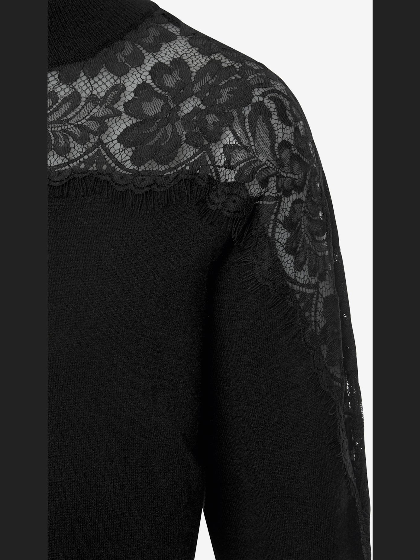Pull en tricot pull élégant avec larges empiècements en dentelle