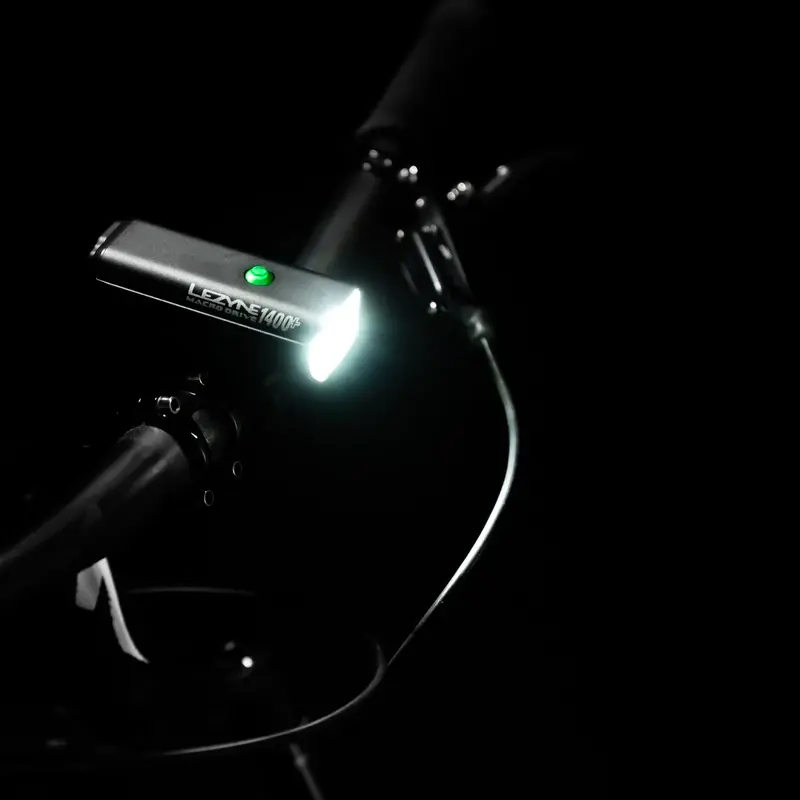 Lezyne Macro Drive 1400+ Koplamp Zwart