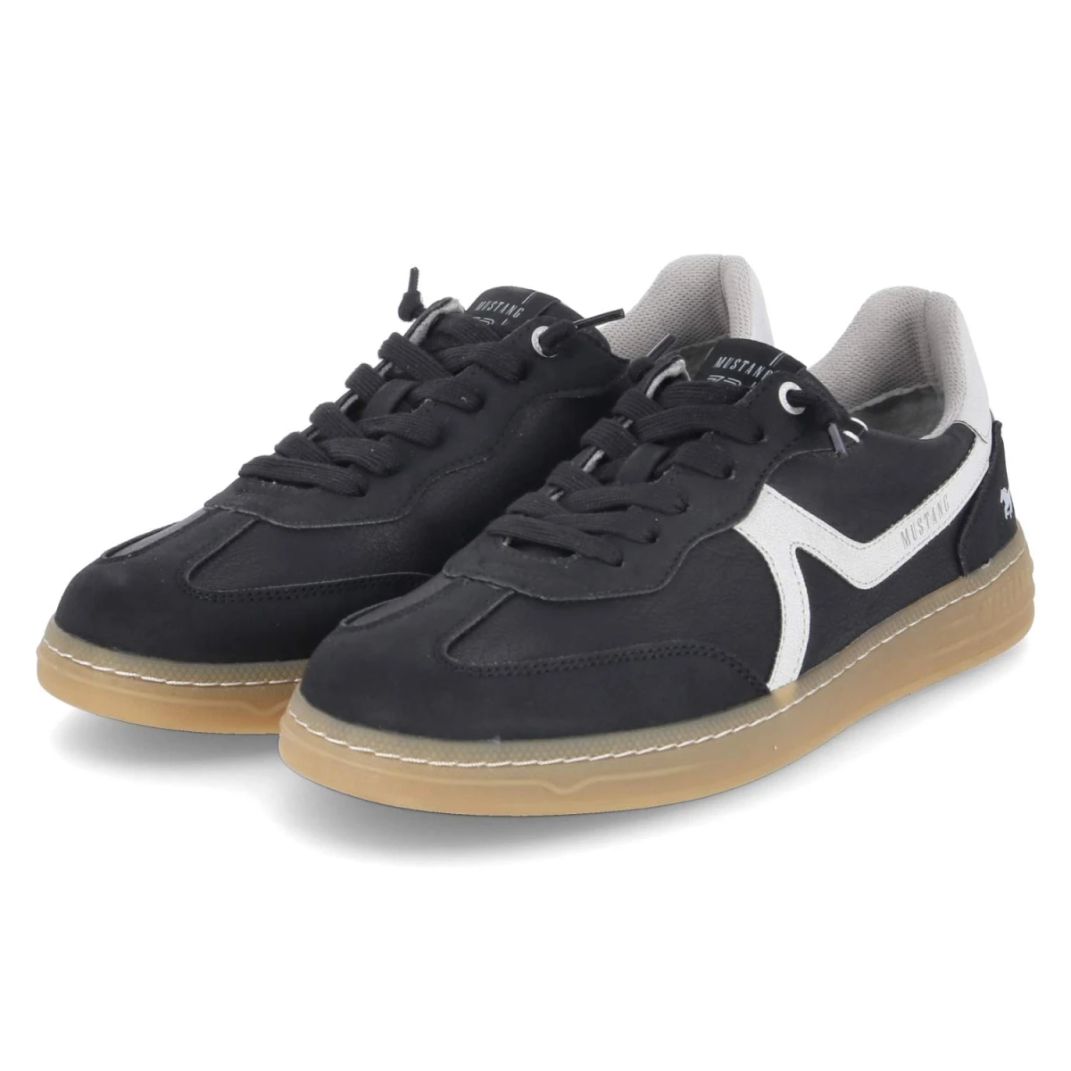 MustangLow Sneaker - schwarz