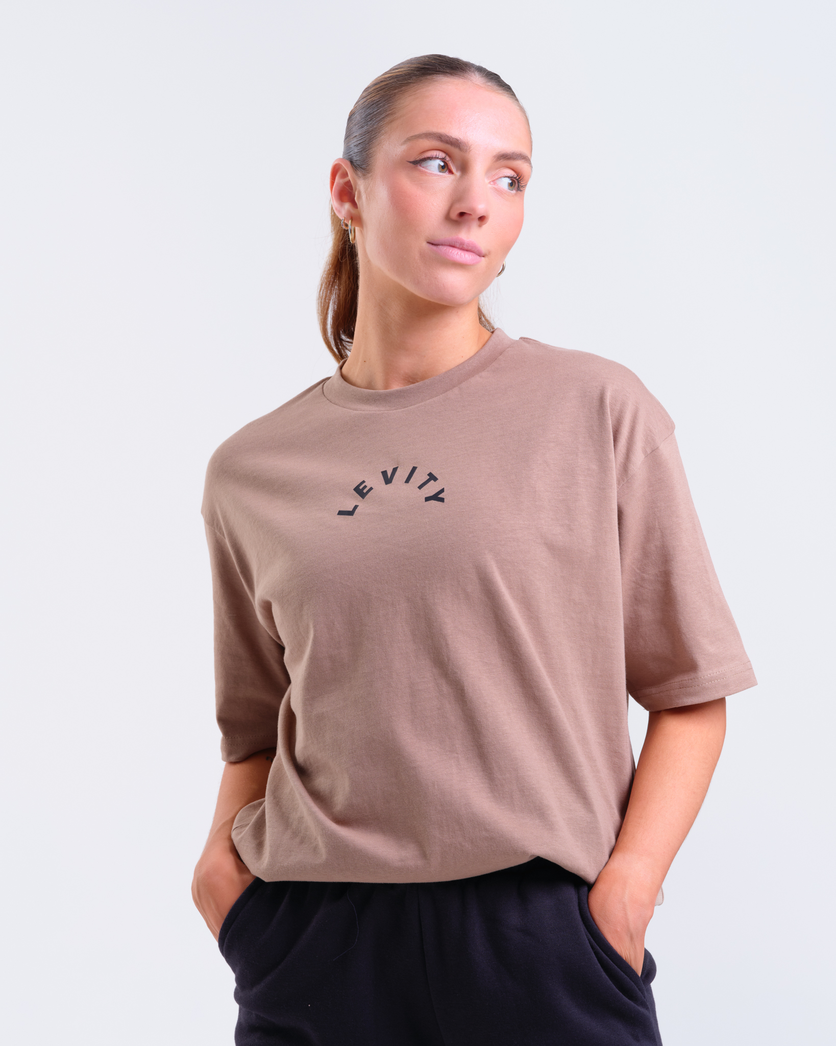 LEVITY Movement T-Shirt Beige