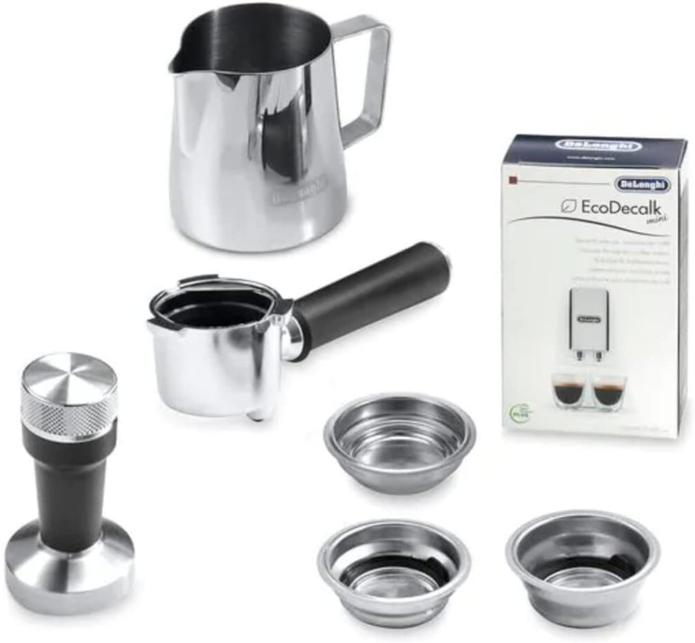 De'Longhi Dedica Arte EC885.M, Traditionelle Siebträgermaschine, Manuelle Kaffeemaschine mit MyLatteArt Dampfstab, Kompakt, 15 cm Breite, Passend für Tassen bis 13 cm, E.S.E. Kompatibel, Metall