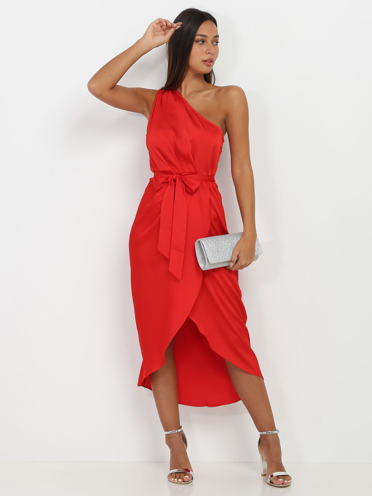 Robe asymétrique satinée- Rouge