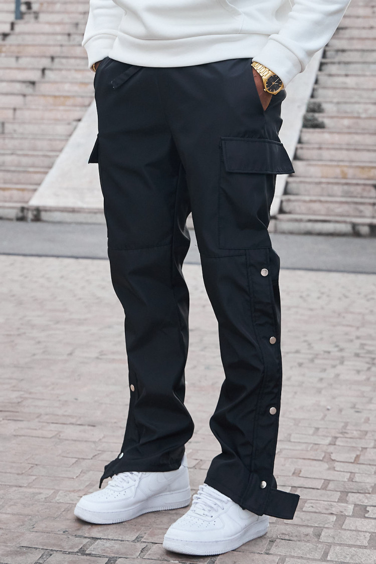 Pantalon cargo noir à boutons