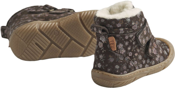 Wheat Winterboot Snug Tex Dark brown flowers
