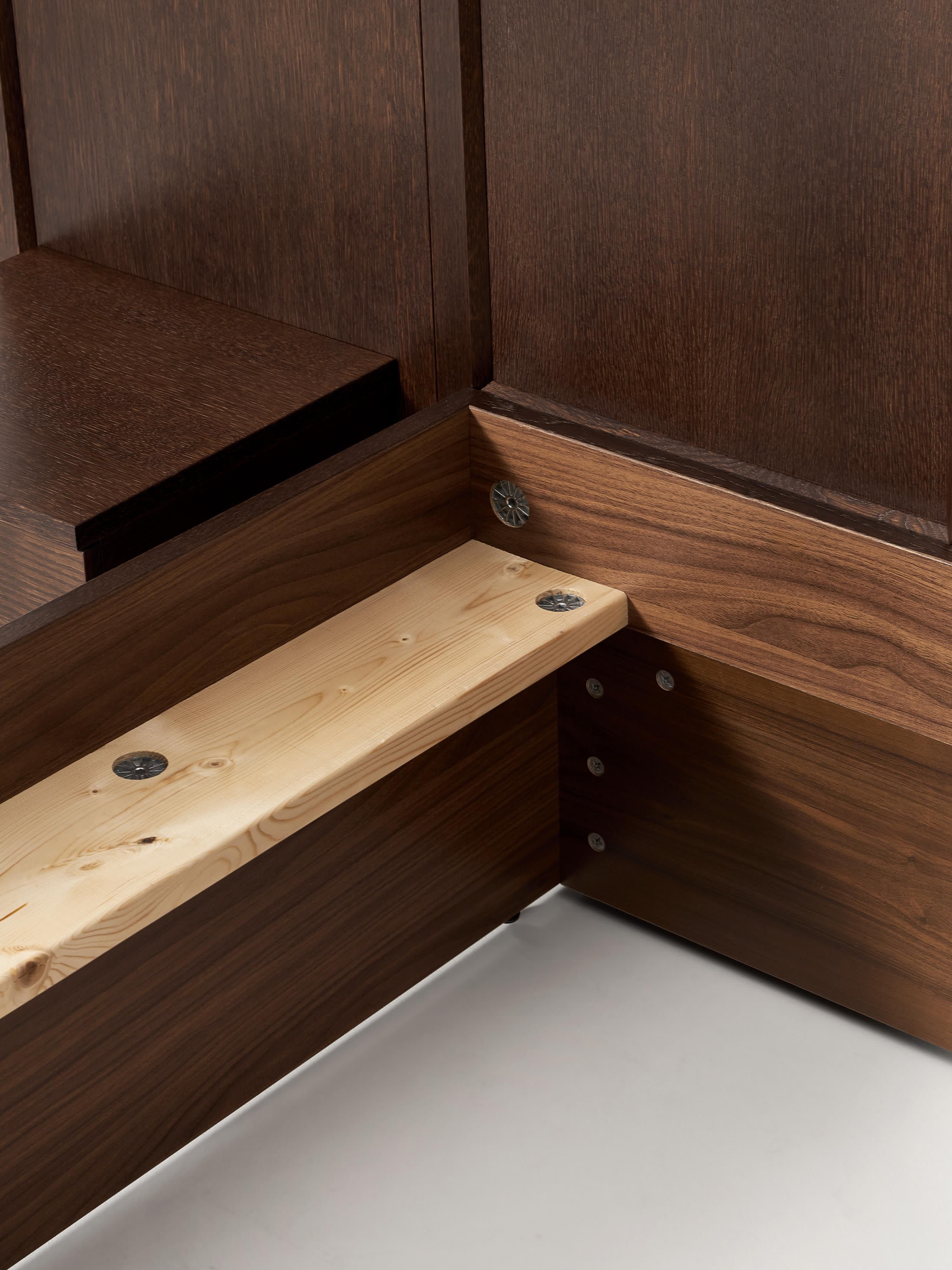 Houten bed Nanto met lades en hoofdeinde
