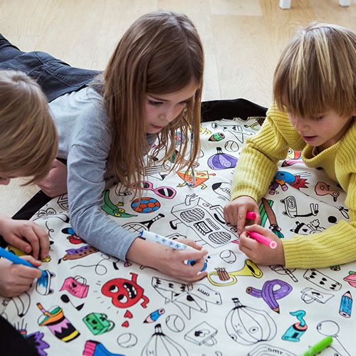 play&go speelkleed en opbergzak noomad - color your bag - paris
