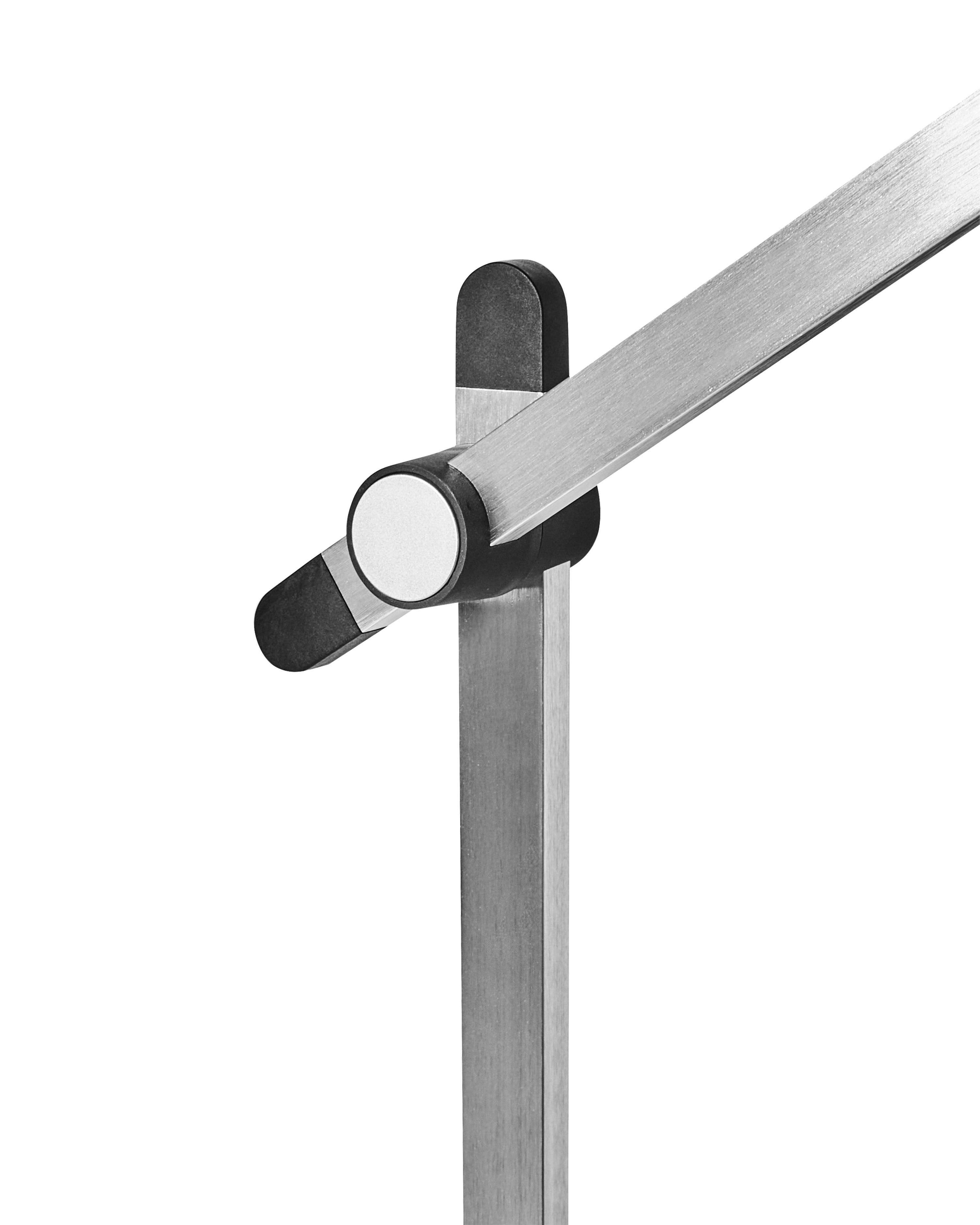 LED bureaulamp SERPENS met dimmer Zilver
