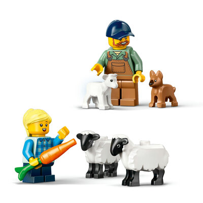 LEGO City 60461 Sett med rød traktor, henger og sau