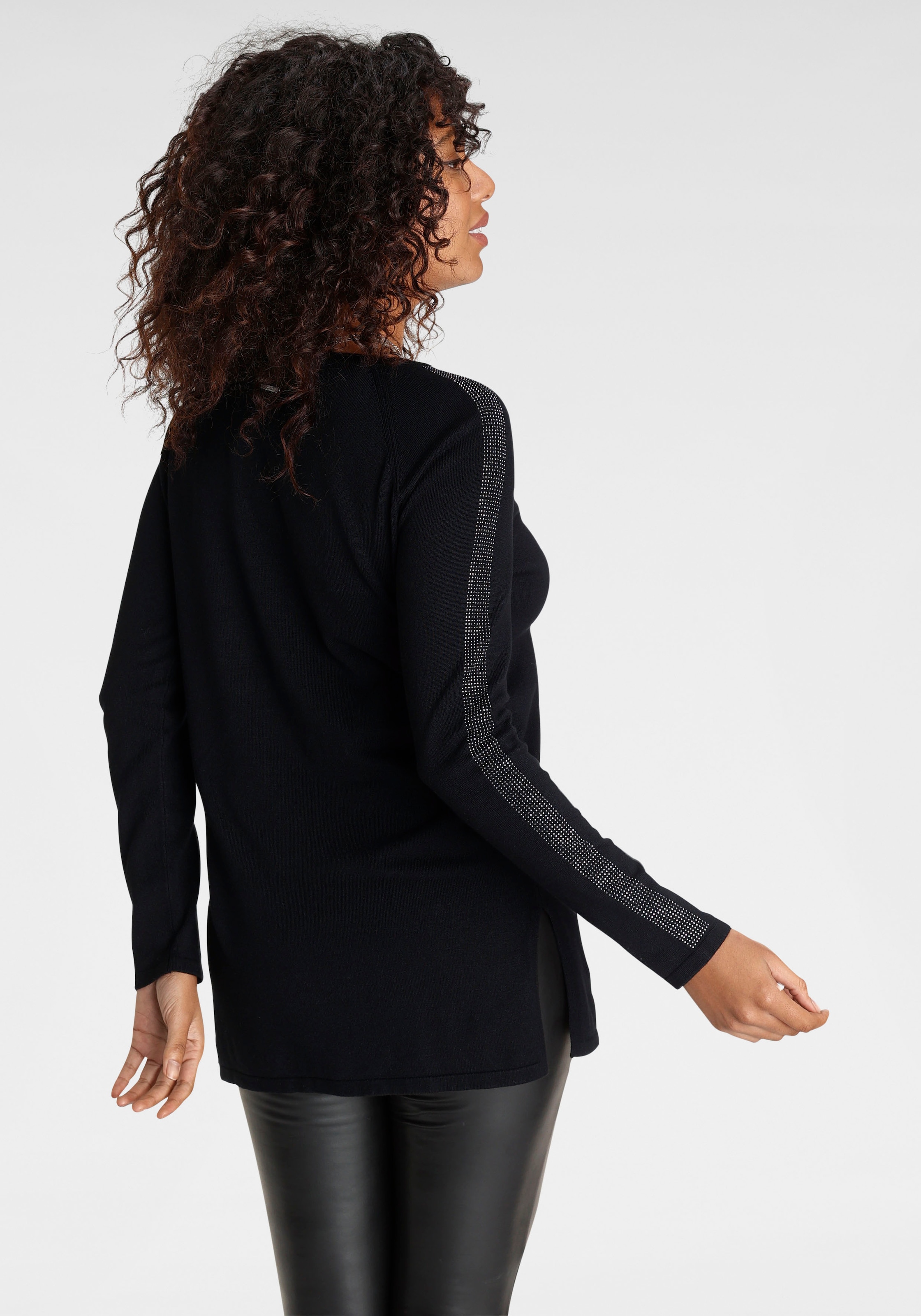 Laura Scott Longpullover , mit Glitzersteinen und seitlichen Schlitzen