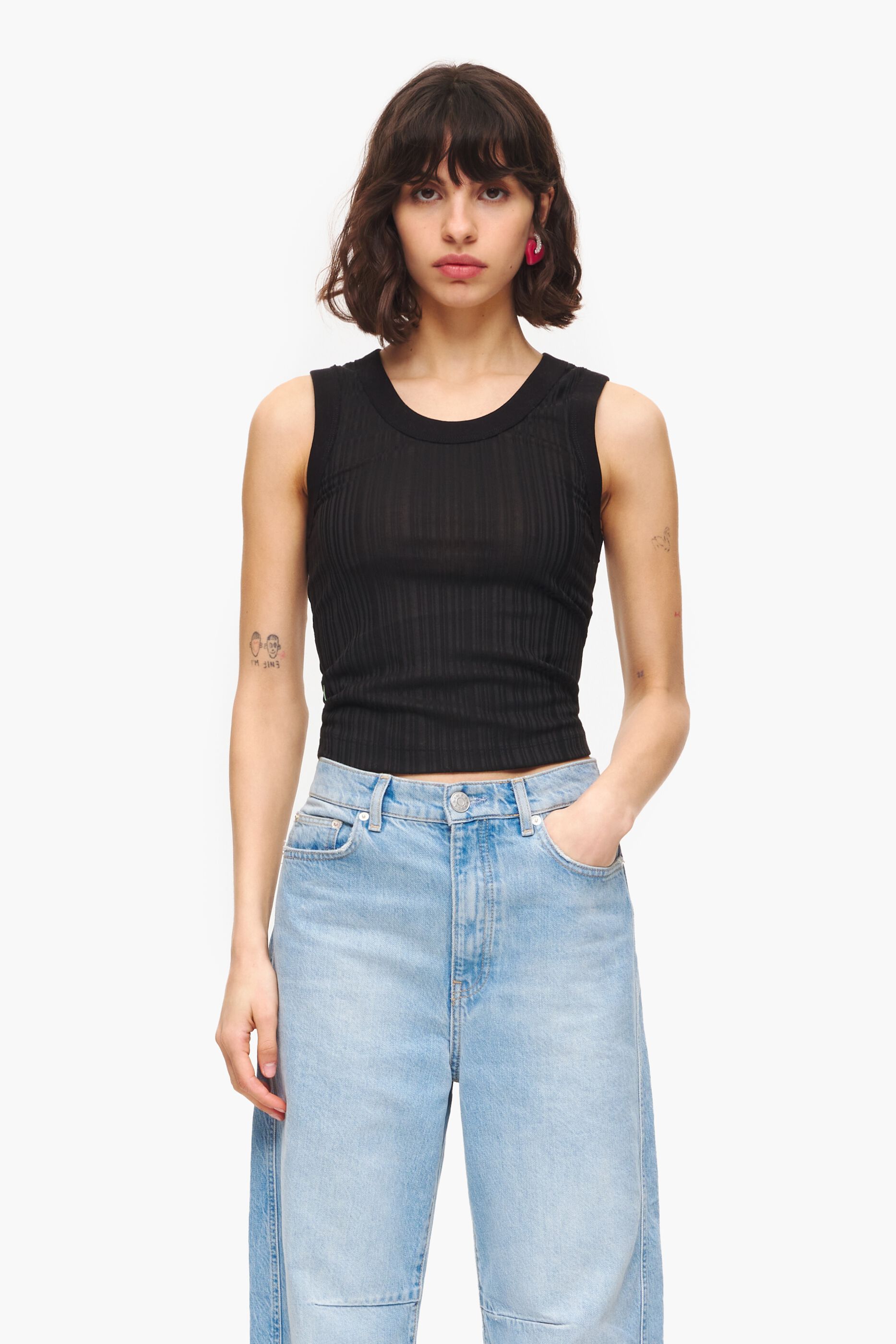 blusa preta justa