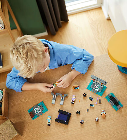 LEGO? Minecraft - V?benkammeret 21252 - 203 Dele