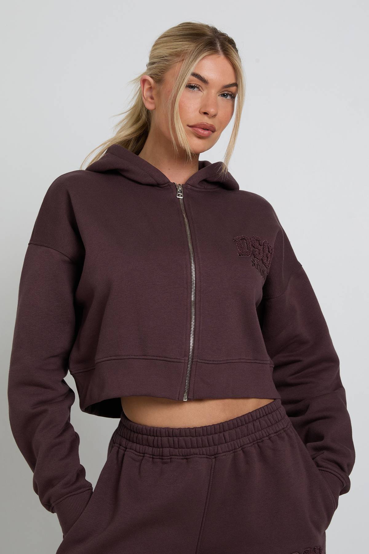 Sweat À Casynthétiqueche Court Boxy Zippé Avec Appliqué Éponge Dsgn Studio